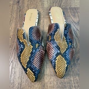 BAMBOO Women's Multicolor Snakeskin Mules size 10/40